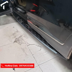 Bệ bước chân Hyundai Santafe 2019-2020 tráng gương chấm bi