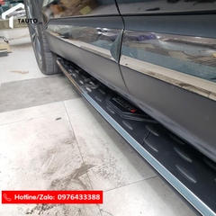 Bệ bước chân Hyundai Santafe 2019-2020 tráng gương chấm bi