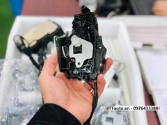 Cửa hít theo xe Ford Everest 2021
