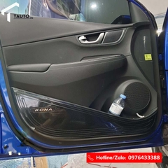 Ốp chống xước Tapli, Táp li cửa Hyundai Kona vân Carbon
