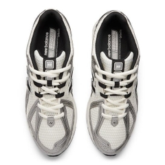 New Balance M1906R bạc ánh kim