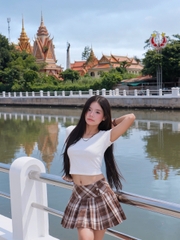 V4134- 	Váy ngắn xếp li caro phối nút