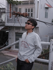 A29955- Áo sweater cổ zip thêu Born Again