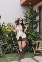 A29733- A yếm xoắn ngực