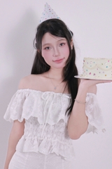 A29966 -Áo kiểu trễ vai smocking