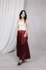 V4081 - 	V dài lưng thun lai to