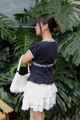 A29075 - A kiểu TN cổ V ren xỏ dây