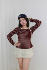 A29900 - A thun sọc TD trễ vai thêu Romance
