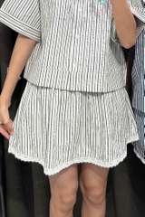 V3846 - V ngắn sọc phối lưng