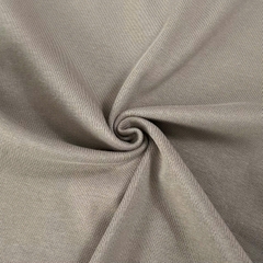 A29407 - A thun ôm cổ tim