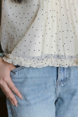 A29638 - A kiểu phối ren cổ bèo lai