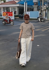 A29535 - A thun sọc form gọn thêu Moon Fairy