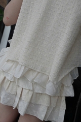 V3996 - V ngắn tầng xô thêu đính nơ