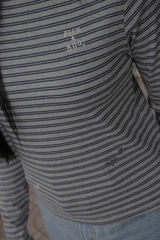 A29200 - A thun cổ lọ TD thêu peek