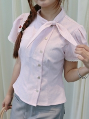 A29957 - Áo sơ mi kiểu form gọn cổ buộc dây thêu Nangbouti