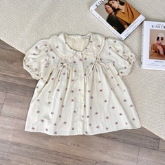 A29493 - A babydoll cổ sen phối ren đính nơ ngực