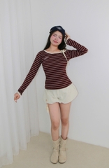 A29900 - A thun sọc TD trễ vai thêu Romance