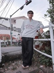 A29955- Áo sweater cổ zip thêu Born Again