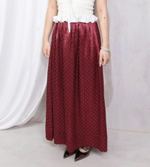 V4081 - 	V dài lưng thun lai to