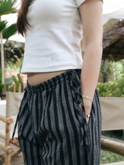 Q8447 - Q sọc dài đính nơ 2 bên