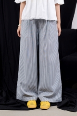 Q8456 - Q Culottes xăn lai lưng phối ren