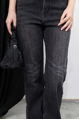 Q8490 - Q J ống loe