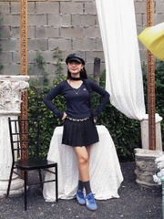 A27811 - A thun tay dài cổ tim viền ren