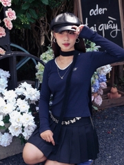 A27811 - A thun tay dài cổ tim viền ren