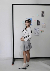 V3907 - V váy xếp li lưng phối ren