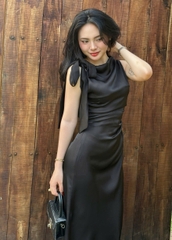 D6256- D lụa nhún eo cột nơ