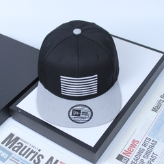 Mũ Nón Snapback Logo Sọc Ngang Xám- M97