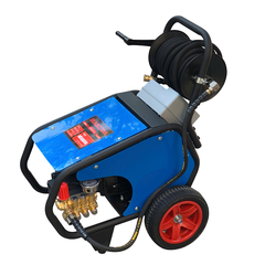 Máy Rửa Xe Áp Lực Cao Hakuda 2.5KW MRXCAHKD3500-2