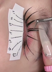 Băng keo simili loại 5 phân dùng để nối mi, dán mi dưới (dụng cụ nối mi)