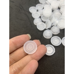Nút keo nối mi thuận lợi cho thao tác chấm keo, an toàn sạch sẽ khi để keo, sử dụng được cả hai mặt