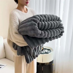 MỀN LÔNG NHUNG CAO CẤP CHO SALON NỐI MI – SIÊU MỀM, SIÊU ÊM, SIÊU THƯ GIÃN