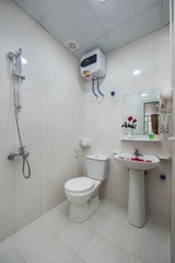 Suite Gia Đình Deluxe Nhìn Ra Núi