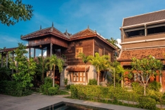 NGẮM BÌNH MINH TRÊN ĐỈNH ANGKOR WAT