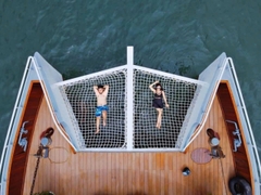 Tour Vịnh Lan Hạ Nửa Ngày - Du Thuyền Catamaran 5 sao
