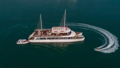 Tour Vịnh Lan Hạ Nửa Ngày - Du Thuyền Catamaran 5 sao
