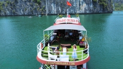 Tour Vịnh Lan Hạ 1 ngày - D'charme Cruise