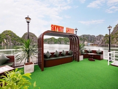 Tour Nửa Ngày Ngắm Hoàng Hôn Vịnh Lan Hạ - Skyway Cruise 5 sao