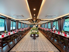 Tour Nửa Ngày Ngắm Hoàng Hôn Vịnh Lan Hạ - Skyway Cruise 5 sao