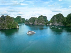 Tour Nửa Ngày Ngắm Hoàng Hôn Vịnh Lan Hạ - Skyway Cruise 5 sao