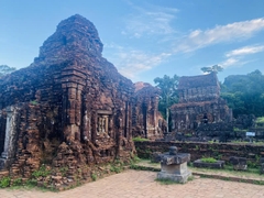 Tour Thánh Địa Mỹ Sơn khởi hàng hàng ngày từ Đà Nẵng