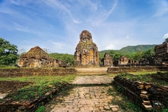 Tour Thánh Địa Mỹ Sơn khởi hàng hàng ngày từ Đà Nẵng