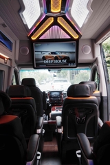 Xe Limousine Green 7 chỗ Hà Nội - Hải Phòng | Xe điện đời mới, đón trả tận nơi