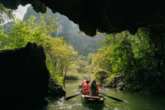 Tour Ninh Bình 1 ngày - Tuyệt Tình Cốc - Tràng An - Hang Múa