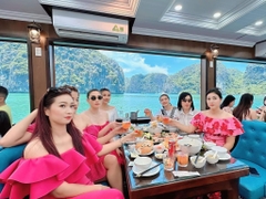 Tour Vịnh Lan Hạ nửa ngày - Du thuyền Sea Star Cruise 5 sao