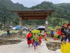 Tour Hà Giang 3 Ngày 2 Đêm từ Hà Nội | Ngủ Đồng Văn + Pả Vi