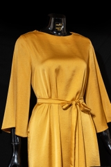 Váy lụa trơn không họa tiết